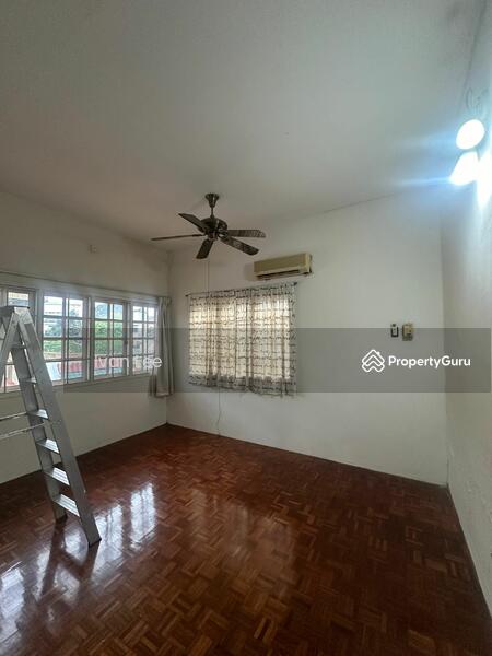 For Sale - Semi-Detached House at Seksyen 19