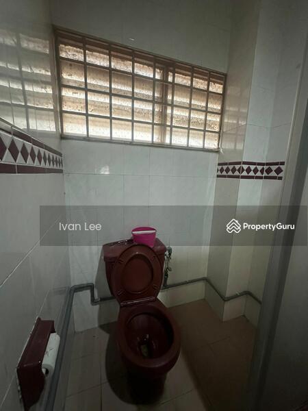 For Sale - Semi-Detached House at Seksyen 19