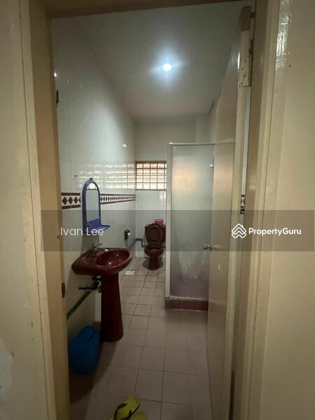 For Sale - Semi-Detached House at Seksyen 19