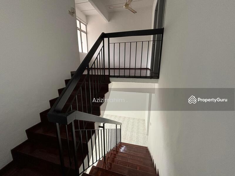For Rent - 2 Storey Terrace Taman Seroja Sepang