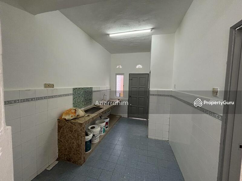 For Rent - 2 Storey Terrace Taman Seroja Sepang