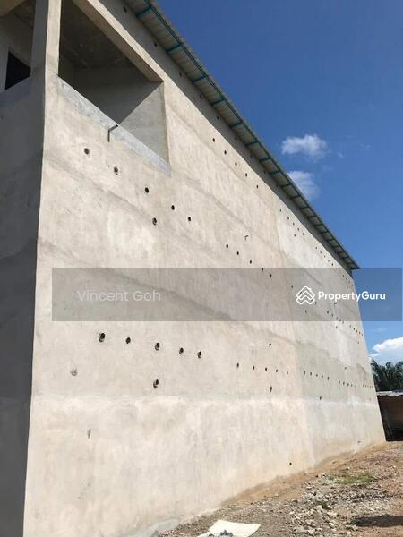 For Sale - Pahang Kuala Lipis 2.54acre Agricultural Land & Bird Nest House