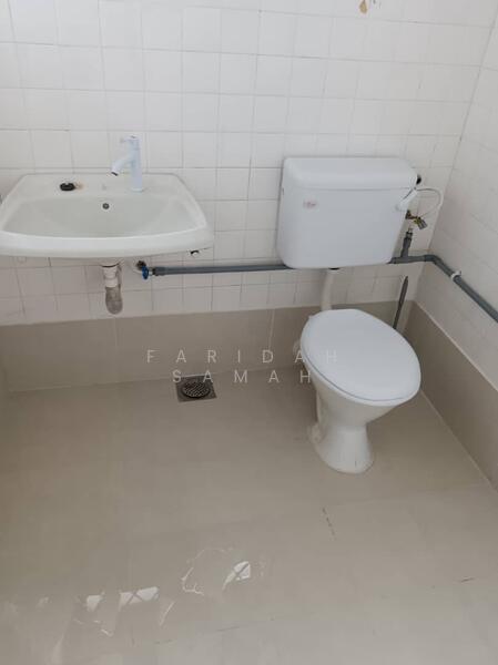 Untuk Disewa - Double Storey Terrace Tmn Bukit Mewah