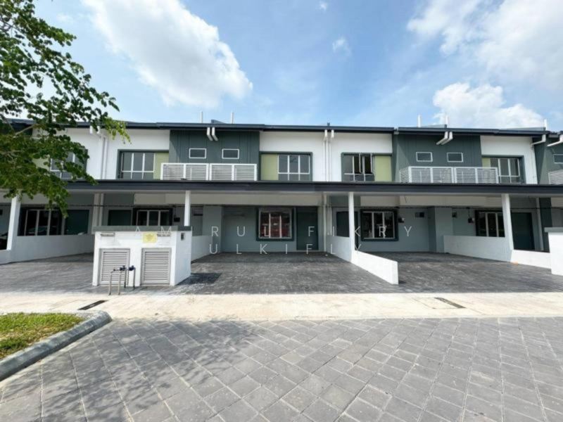 Untuk Disewa - Kita Mekar (Double Storey Terrace House)