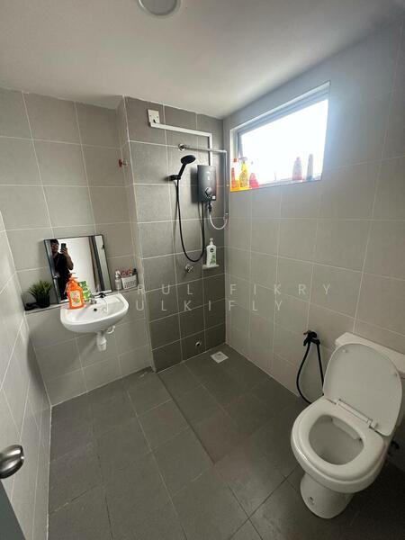 Untuk Disewa - Kita Mekar (Double Storey Terrace House)