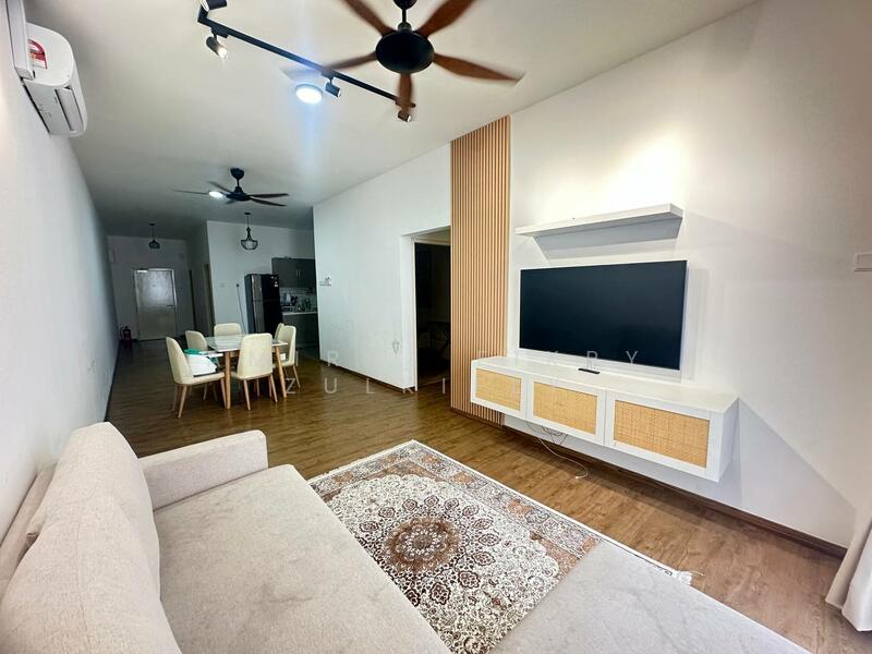 For Rent - Lakefront Homes
