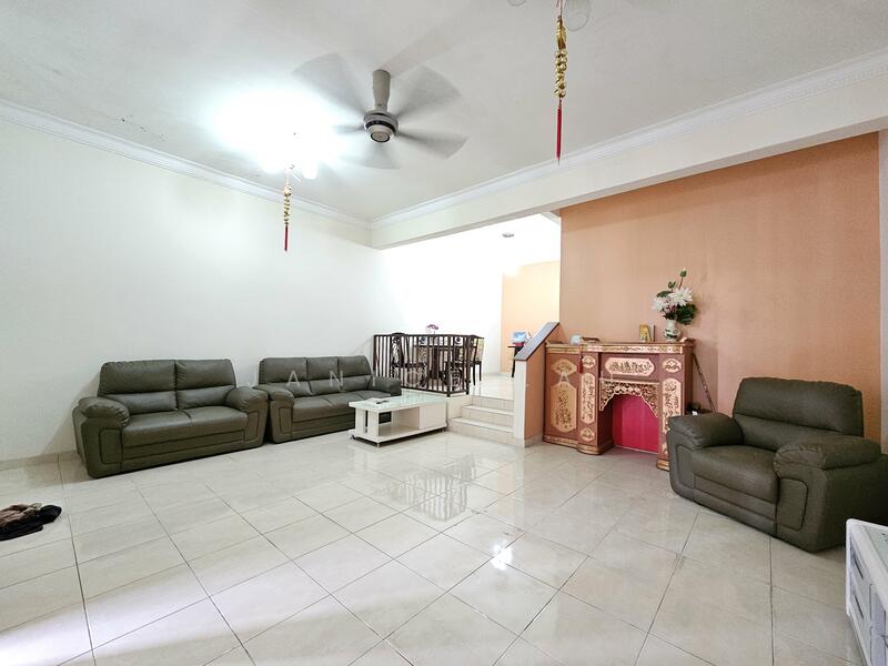 For Rent - Palm Walk