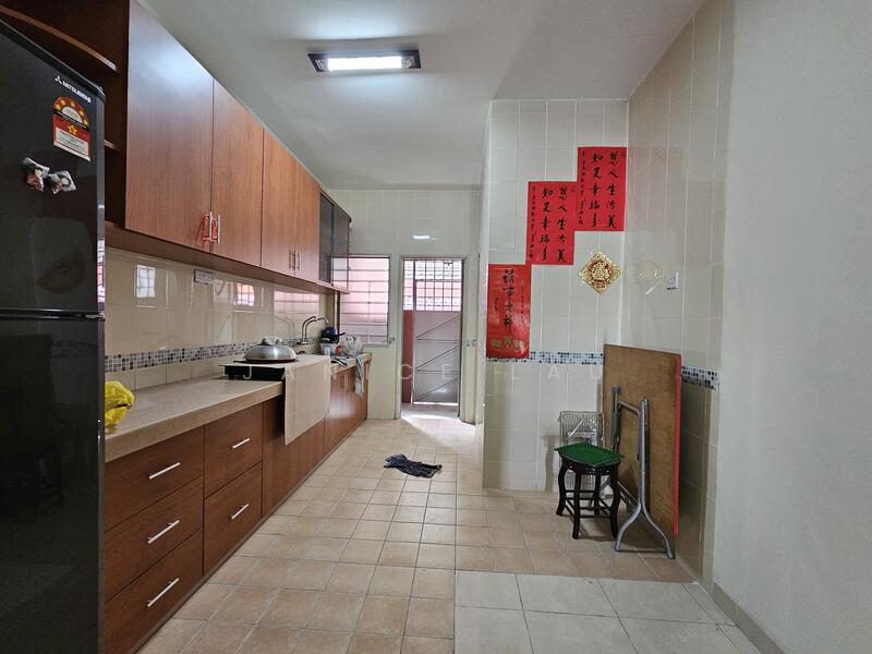 For Rent - Palm Walk