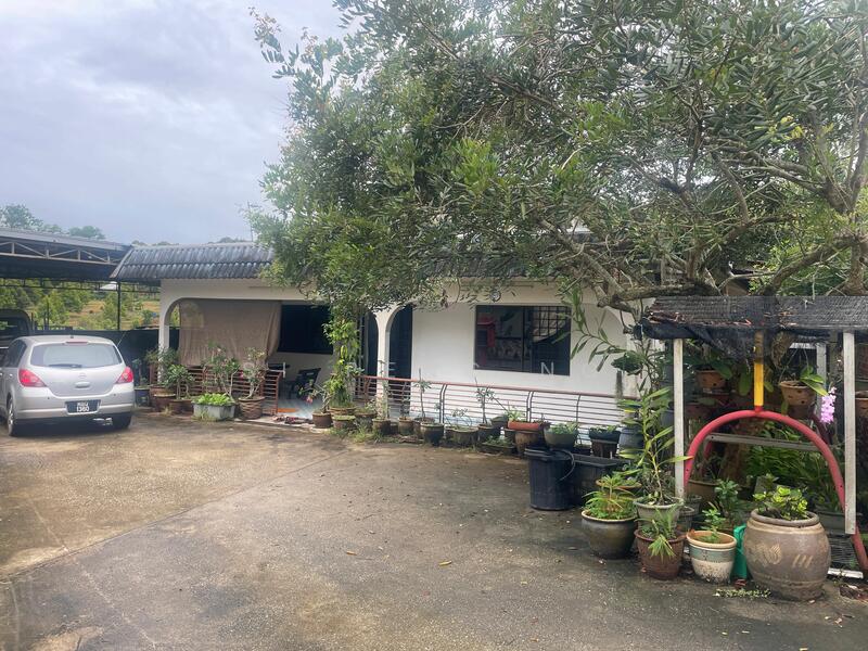 Untuk Dijual - Bungalow at Kampung Ayer Merbau