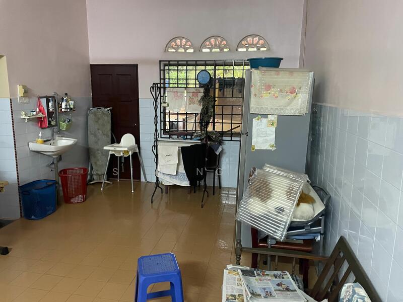 Untuk Dijual - Bungalow at Kampung Ayer Merbau