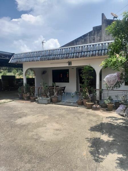 Untuk Dijual - Bungalow at Kampung Ayer Merbau