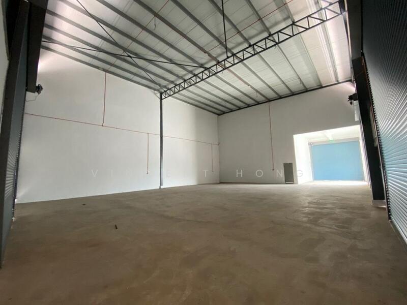 For Rent - 1.5 storey Semi-Detached Factory taman perindustrian saga jaya prai
