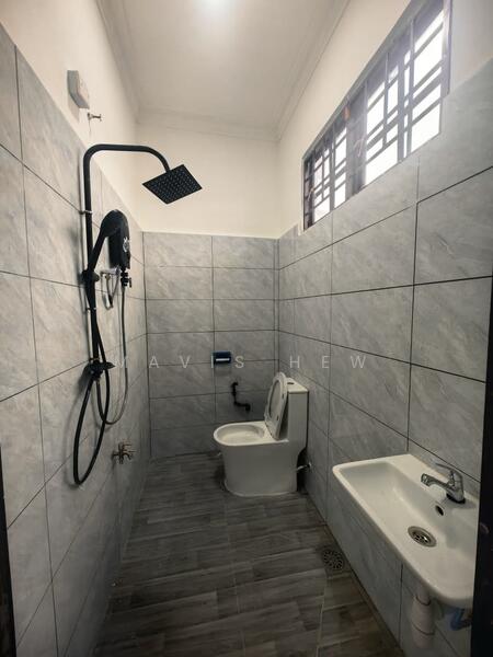 Untuk Disewa - Jalan Rumbia