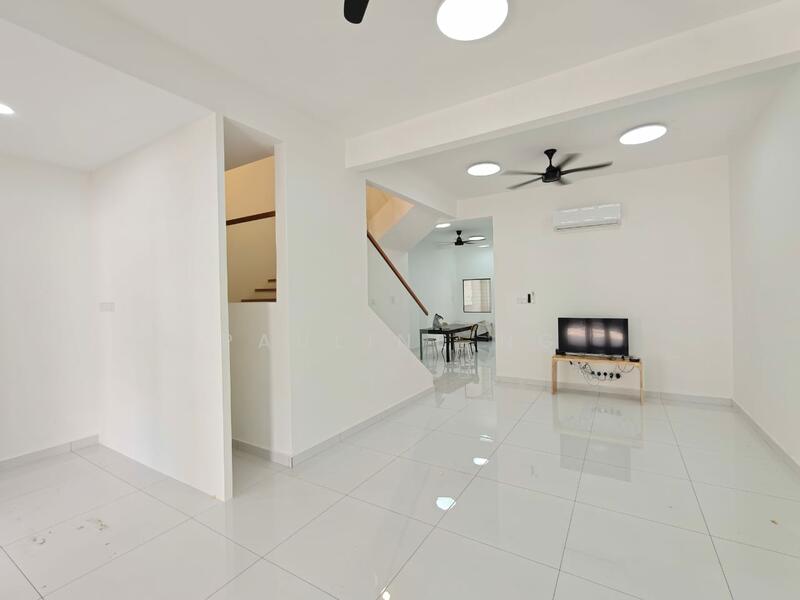 Untuk Dijual - Flat Taman Pelangi Indah
