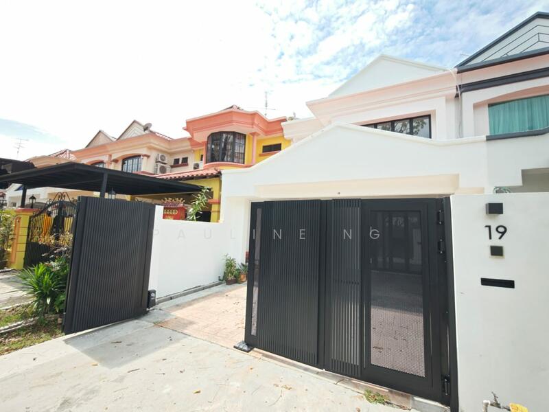 Untuk Dijual - Flat Taman Pelangi Indah