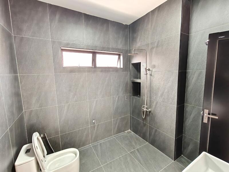 Untuk Dijual - Flat Taman Pelangi Indah