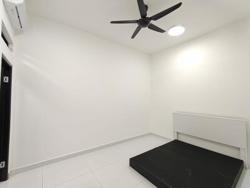 Untuk Dijual - Flat Taman Pelangi Indah