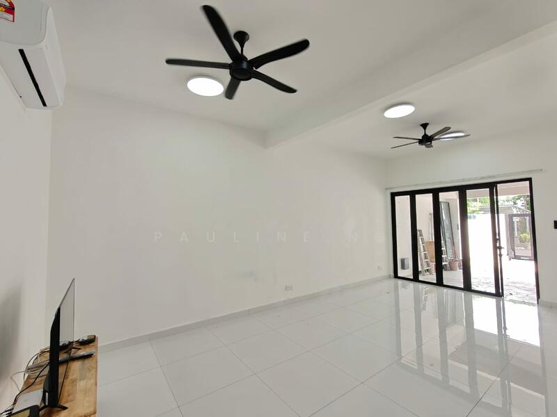 Untuk Dijual - Flat Taman Pelangi Indah