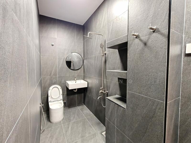Untuk Dijual - Flat Taman Pelangi Indah