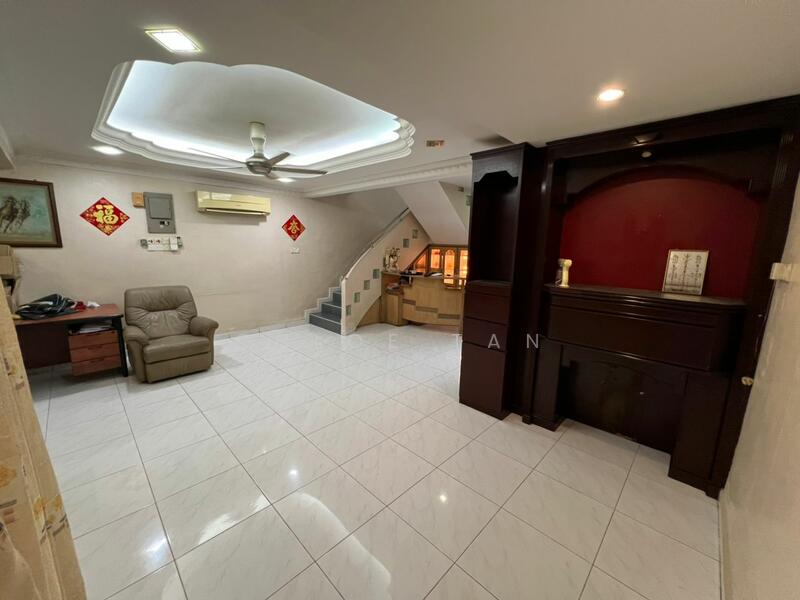 Untuk Disewa - Taman merbau