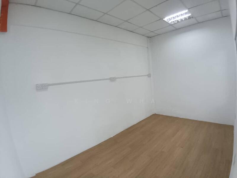 Untuk Disewa - taman sri rampai 3rd floor office space .actual photos