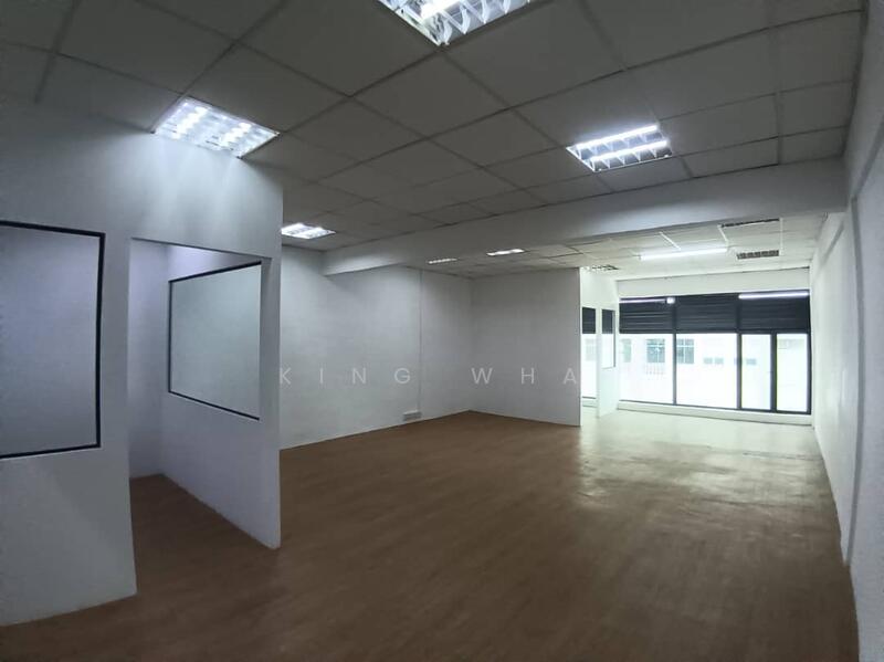 Untuk Disewa - taman sri rampai 3rd floor office space .actual photos