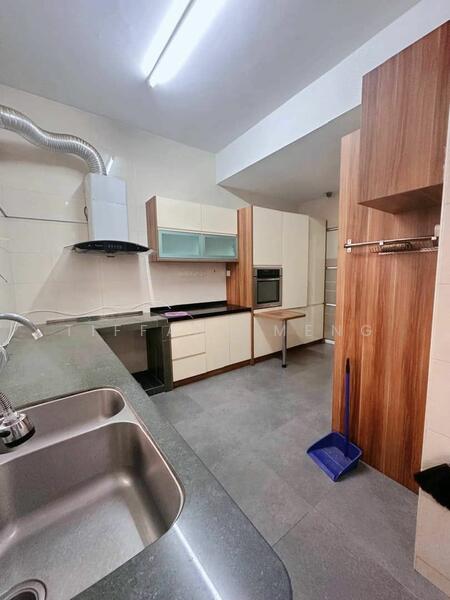 Untuk Dijual - Lagenda Mas Villa