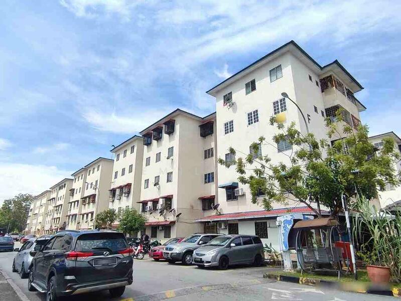 For Sale - Puchong Utama Court 1