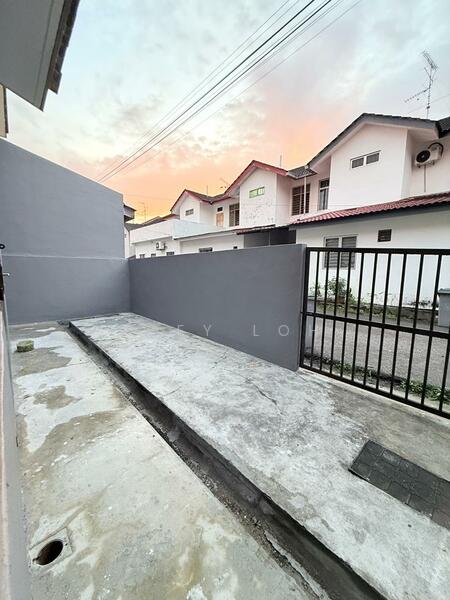 Untuk Disewa - BANDAR PUTRA KULAI (2B02 PICCOLO)