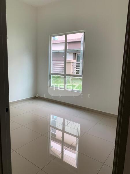 Untuk Dijual - Canary Garden