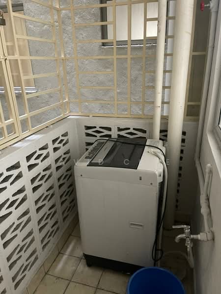 Untuk Dijual - Anggun Puri