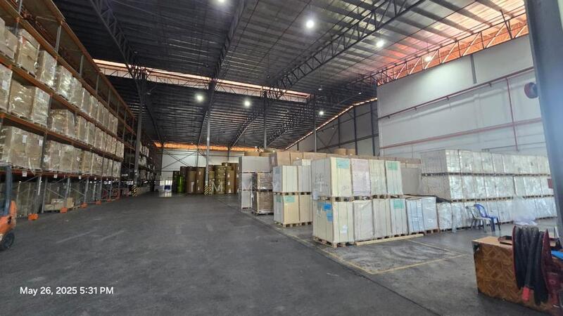 For Rent - Kempas Warehouse For Rent