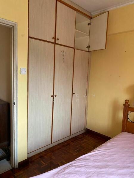 For Rent - Ehsan Ria
