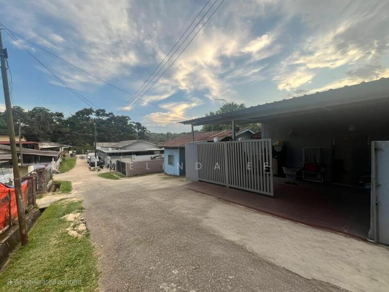 For Sale - Skudai Poh Chee Leng Taman Sri Skudai 1 Storey Semi D Can Full Loan