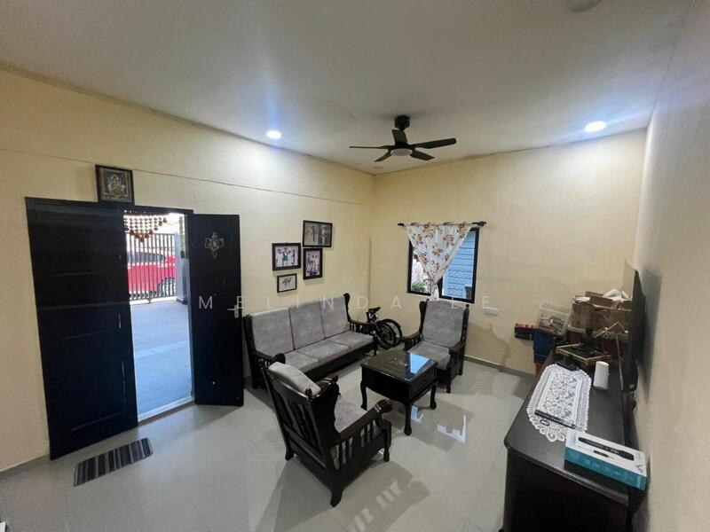 For Sale - Skudai Poh Chee Leng Taman Sri Skudai 1 Storey Semi D Can Full Loan