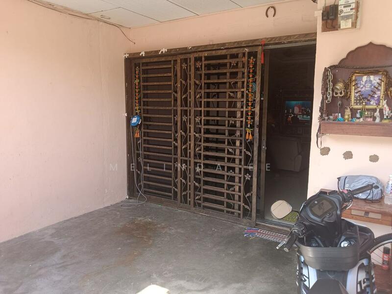 For Sale - Skudai Taman Nesa Renovated Single Storey Low Cost Terrace 2bed