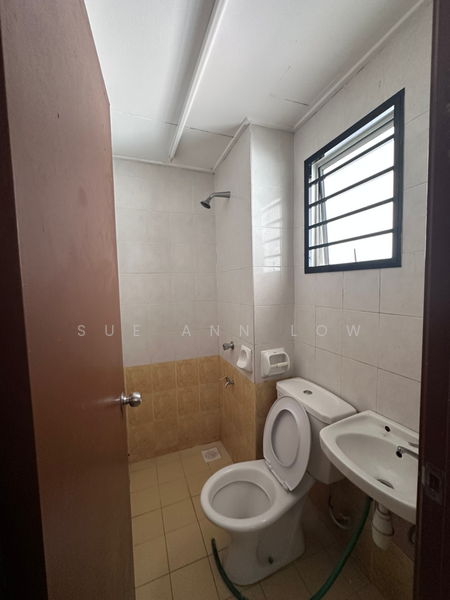 Untuk Disewa - 2-storey Terrace House at Denai Alam