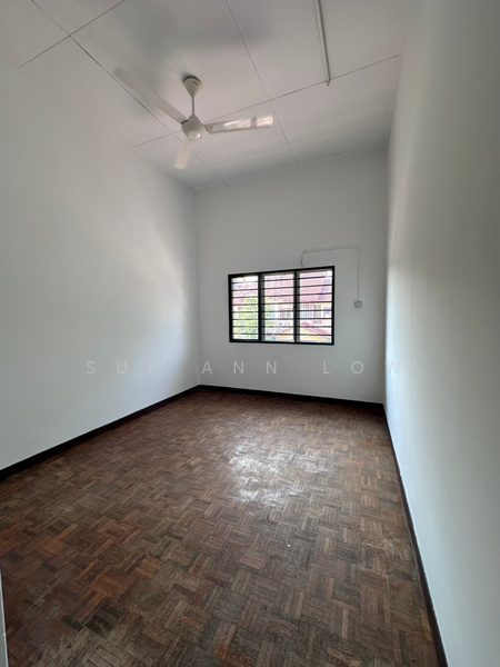 Untuk Disewa - 2-storey Terrace House at Denai Alam