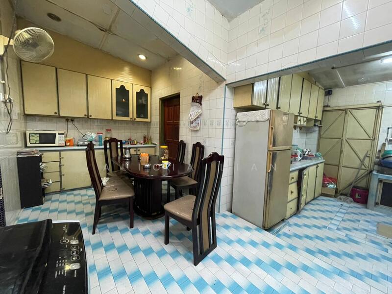 Untuk Dijual - Taman Abad @ Taman Century @ 2 Storey Semi-D Corner