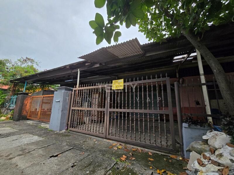 For Sale - Pandamaran