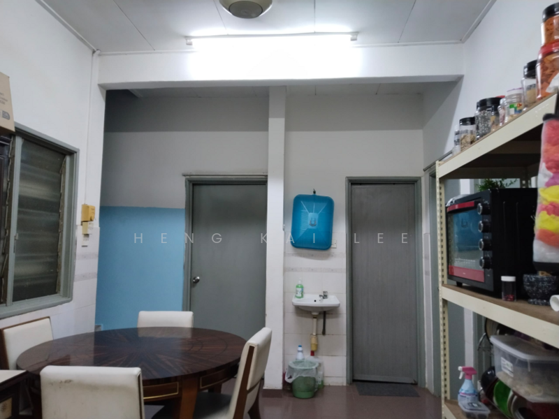 For Sale - 1-storey Terraced House at Bukit Sentosa