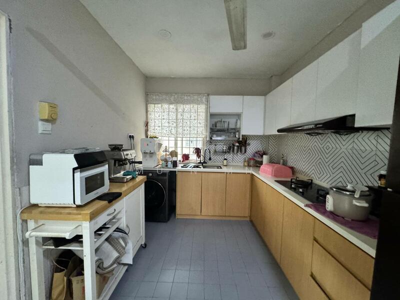 Untuk Dijual - Indah Apartments