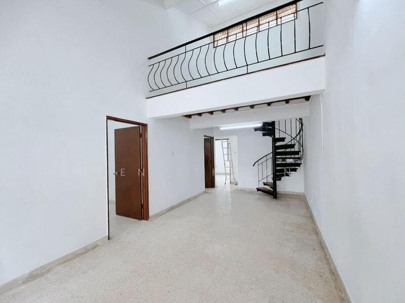 For Sale - Taman Molek