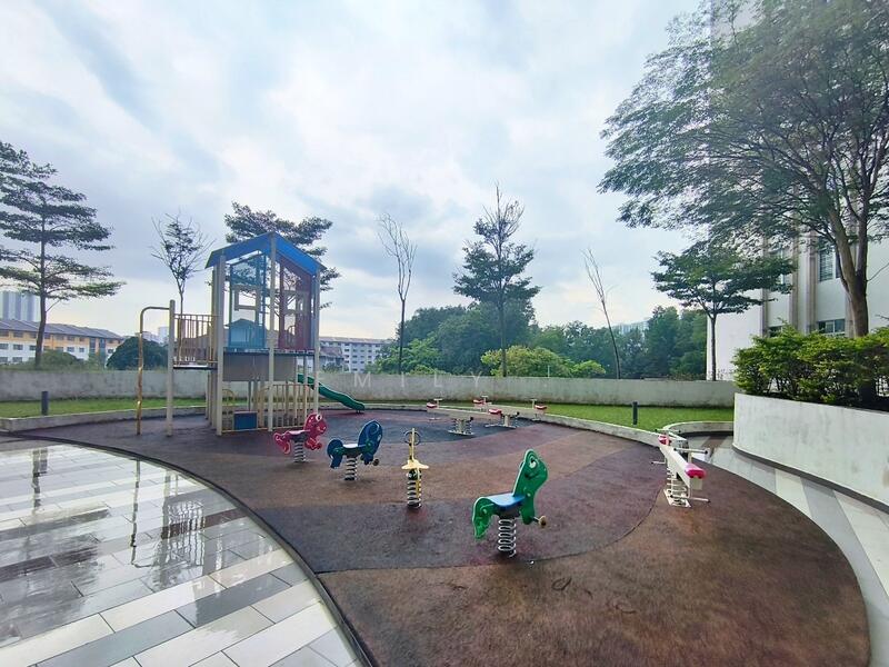 For Sale - Scott Towers @ Larkin JB