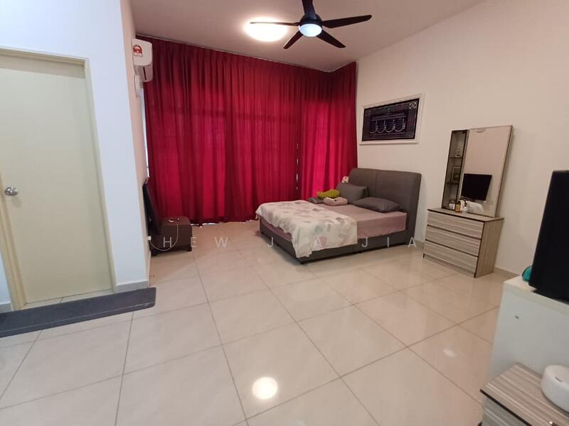 For Sale - Kempas Utama Oleander