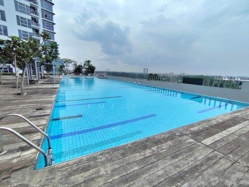 For Sale - D'Rich Executive Suites
