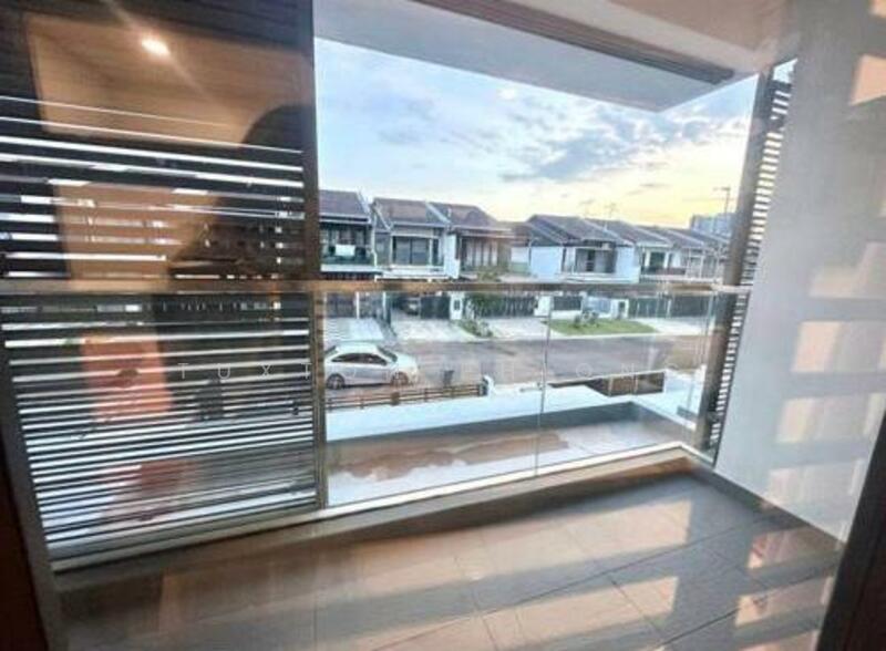 Untuk Dijual - Glenmarie Mount Austin