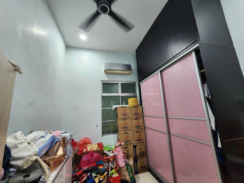 For Rent - Taman Daya