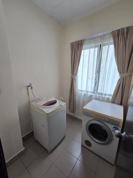 Untuk Disewa - 3-storey Terraced House at Perdana Residence 2