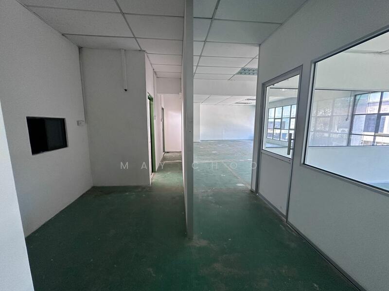 For Rent - 1.5 storey terrace light industry factory warehouse@juru industrial estate